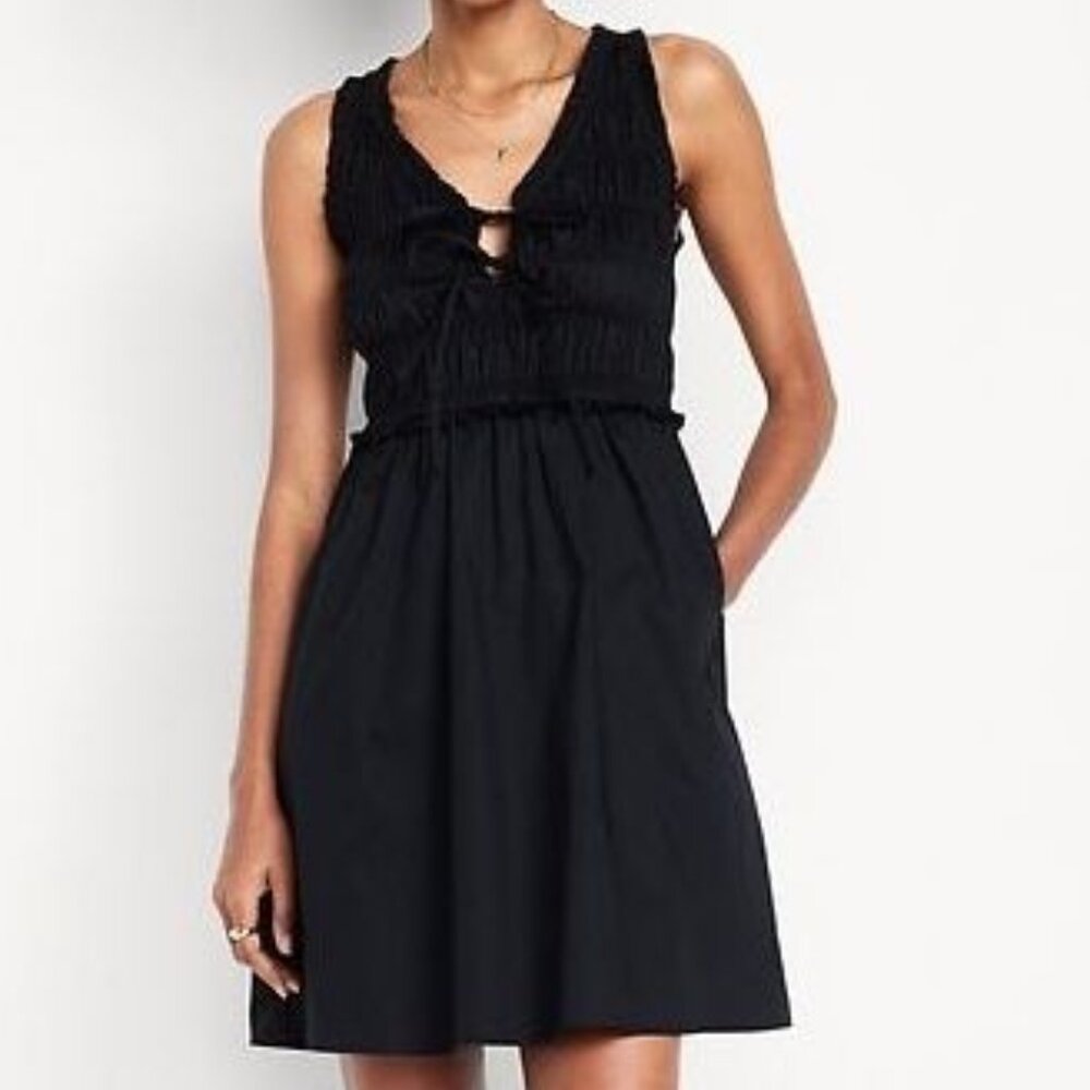 100% COTTON, NWOT, SZ Petite Large, Smocked Bodice Mini Dress, Black